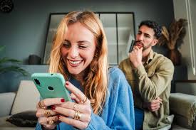 How to See My Wife's Phone Calls and Texts