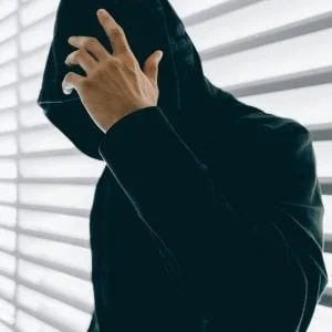 How to Avoid Scams: Red Flags When Hiring a Hacker